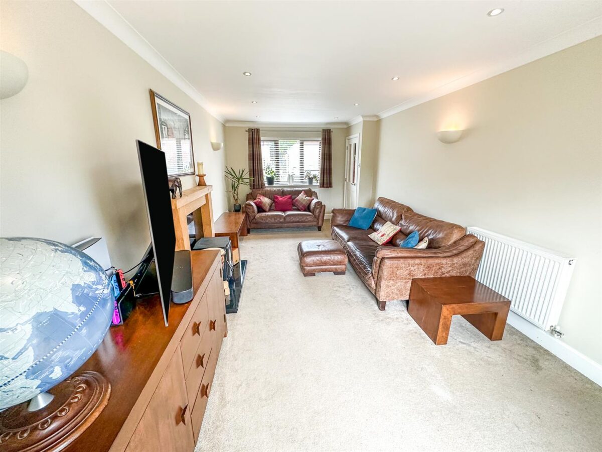 Little Meadow, Great Oakley, Corby