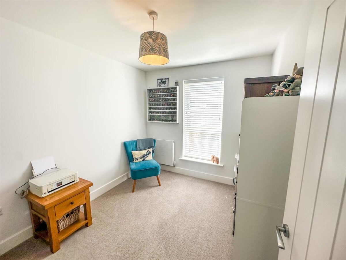 Park View, Corby
