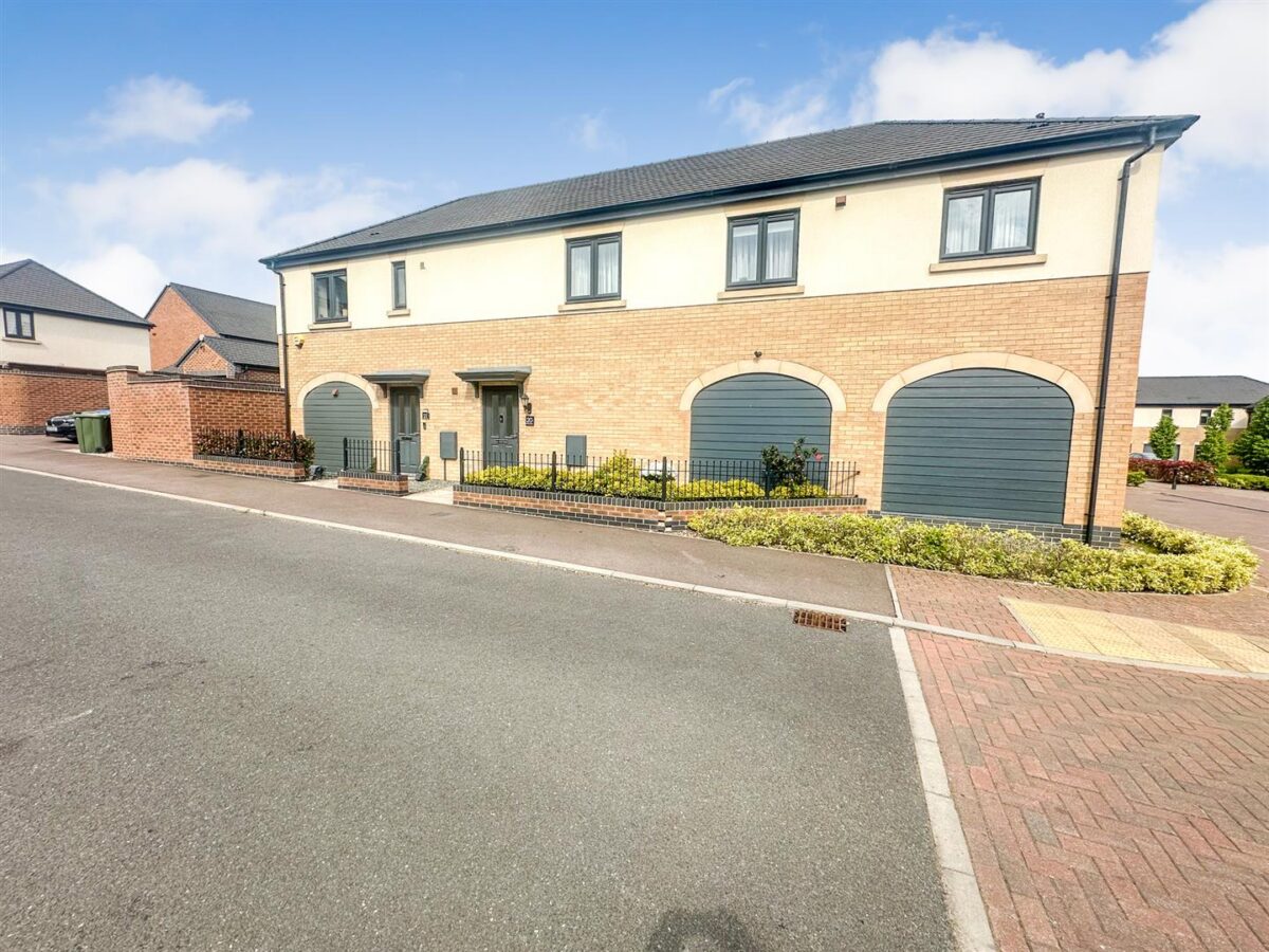 Slough Close, Corby