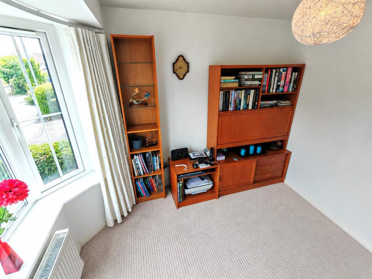 Lark Close, Corby