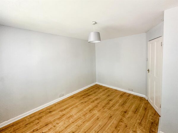 Cupar Crescent, Corby