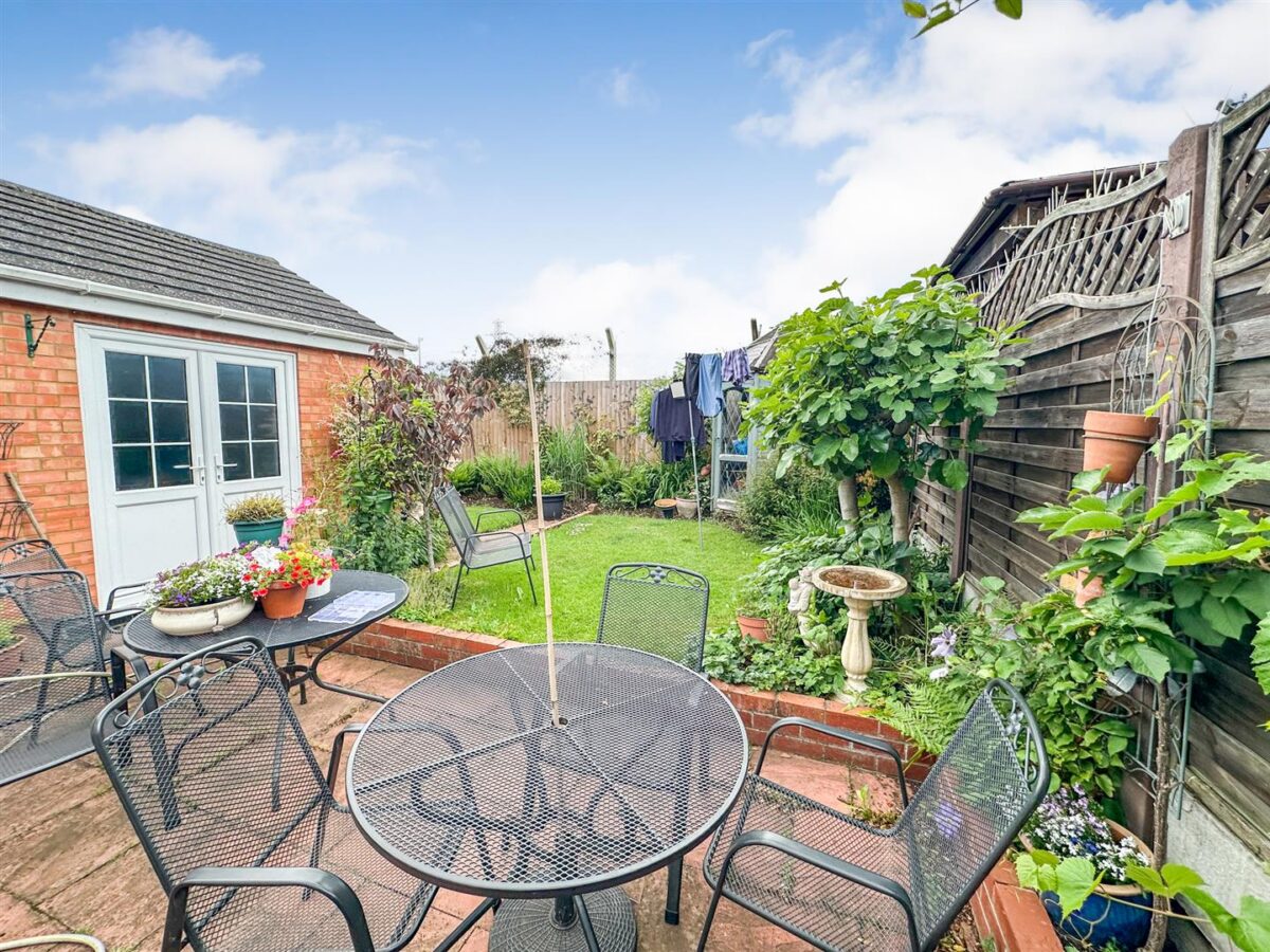 Bessemer Grove, Corby
