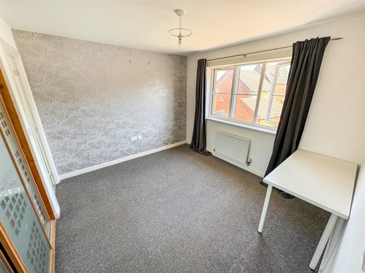 Wren Close, Corby