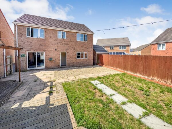 Wren Close, Corby