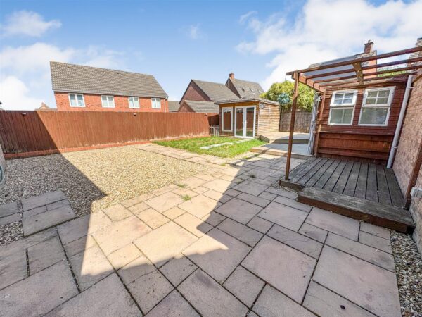 Wren Close, Corby