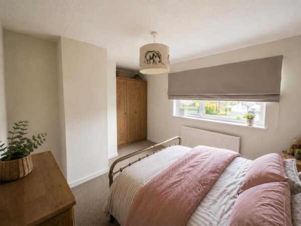 Glastonbury Road, Corby