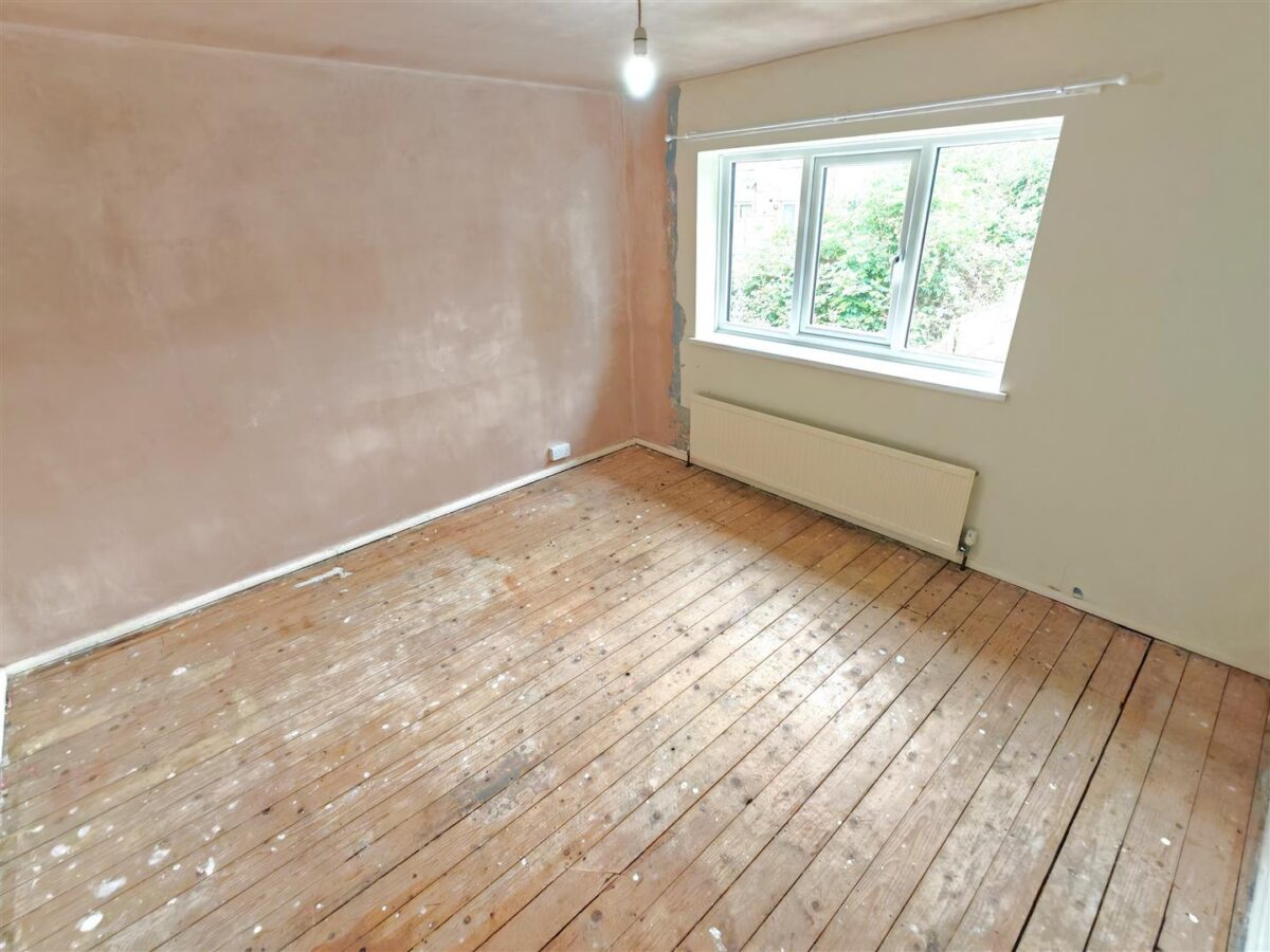 Landseer Court, Corby