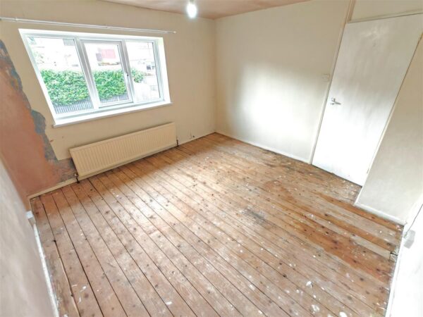 Landseer Court, Corby