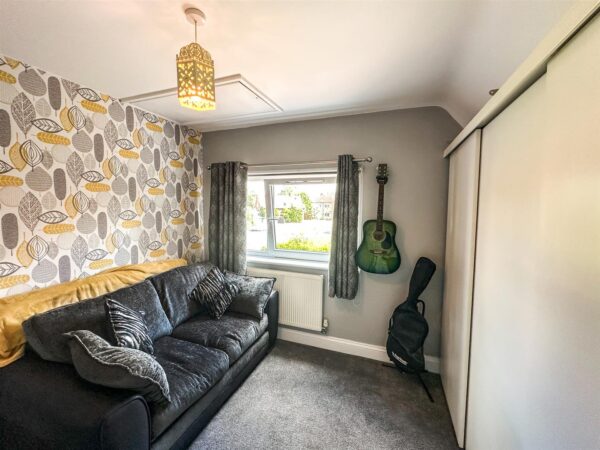 Upperfield Grove, Corby
