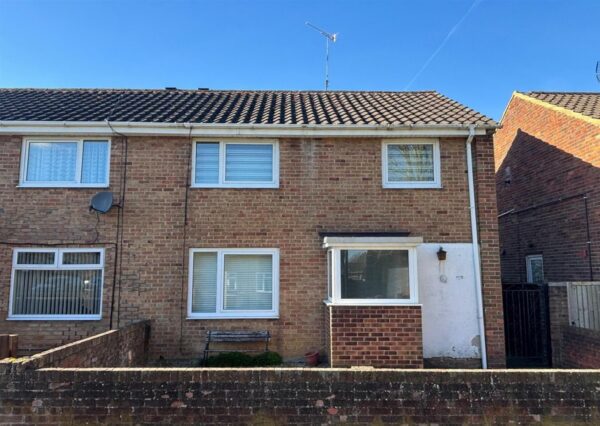 Warminster Close, Corby