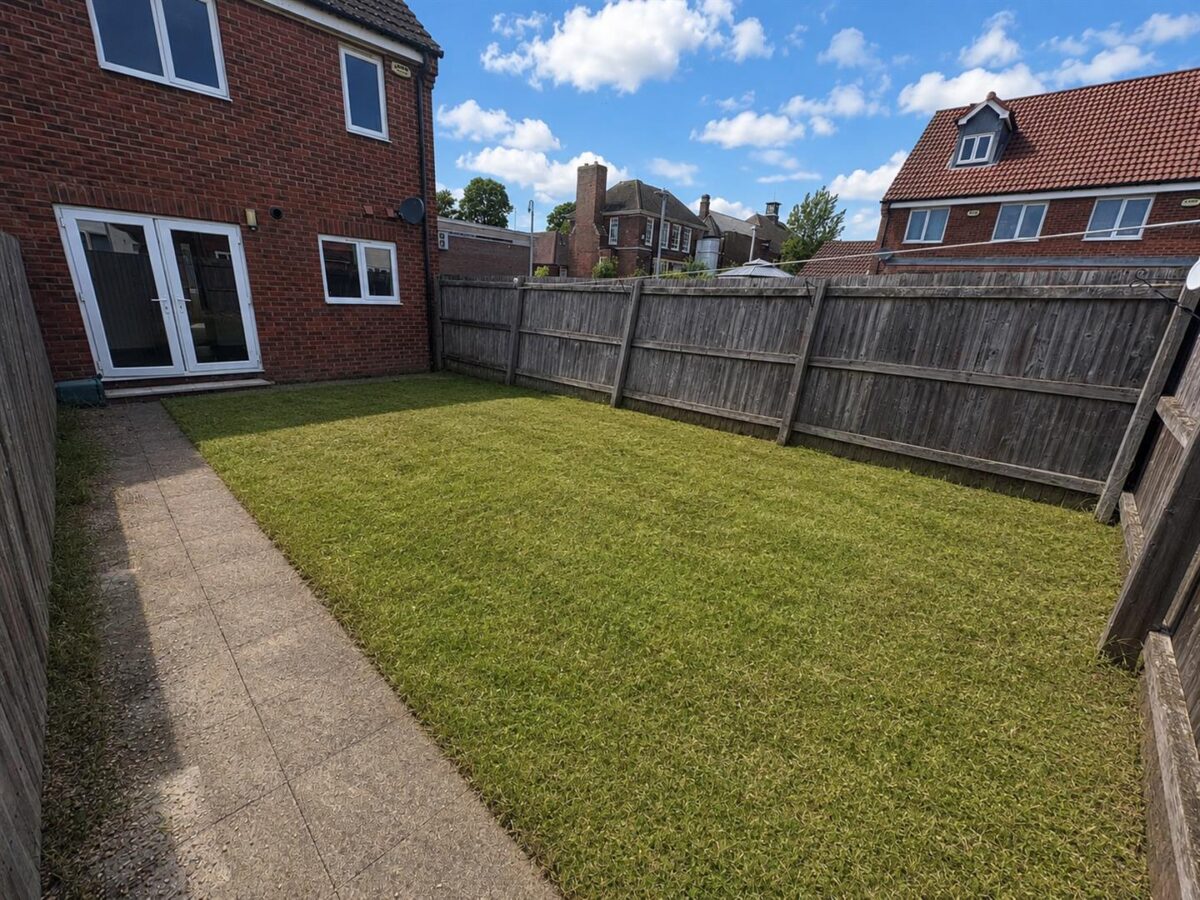 Telfords Close, Corby