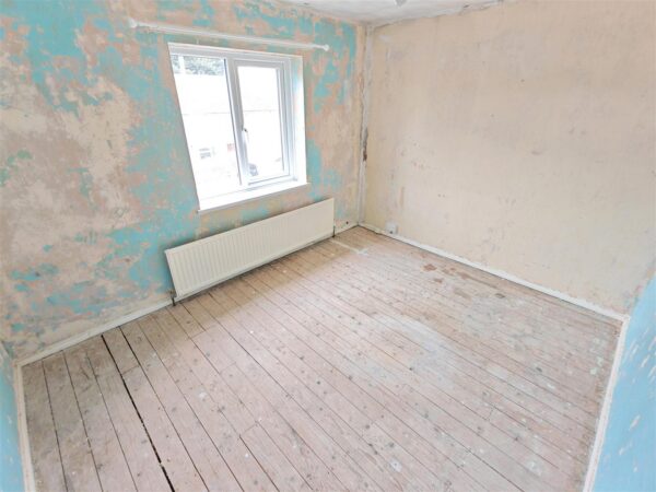 Landseer Court, Corby
