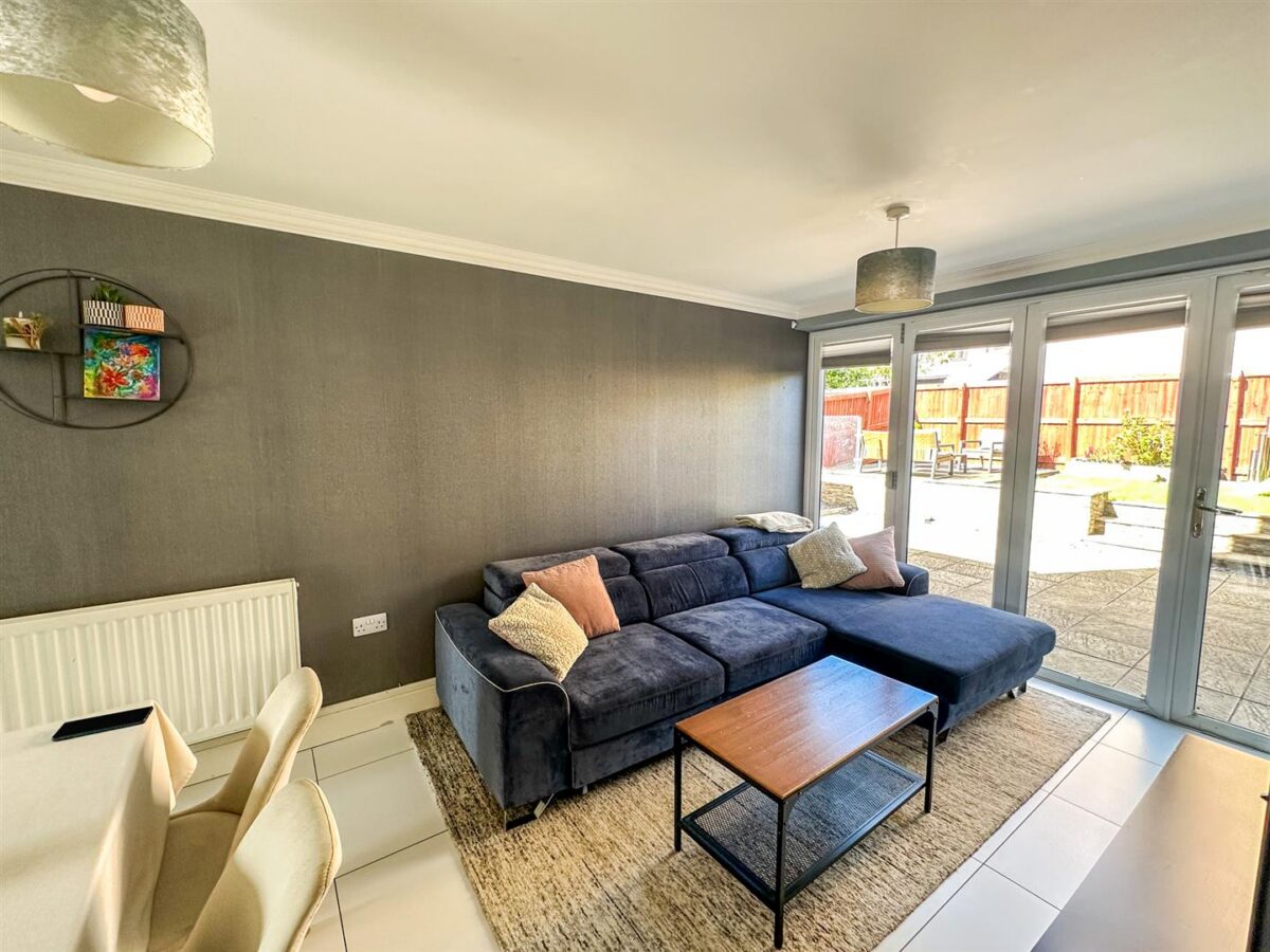 Epping Road, Corby