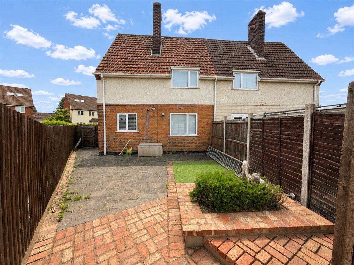 Pen Green Lane, Corby