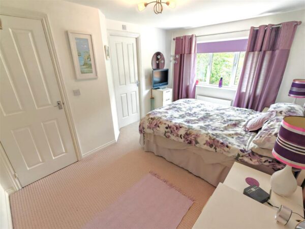 Lark Close, Corby
