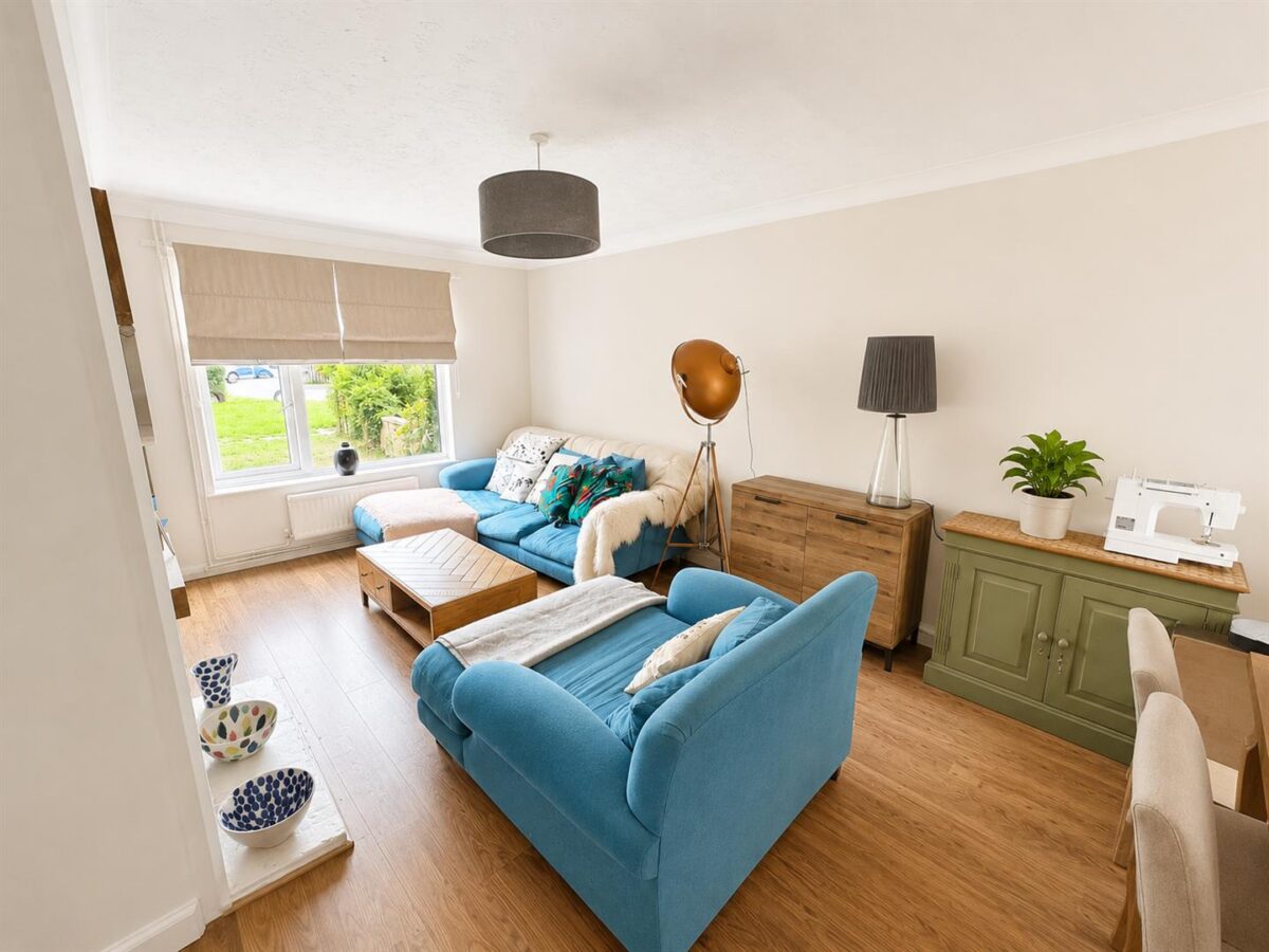 Glastonbury Road, Corby