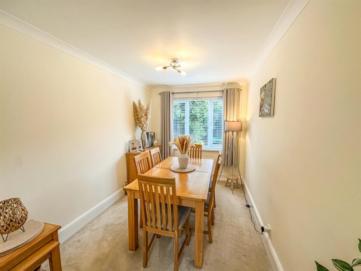 Applegarth Close, Corby