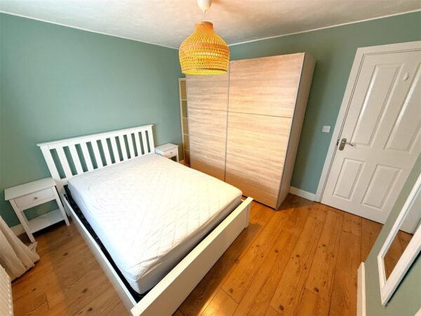 Violet Close, Corby