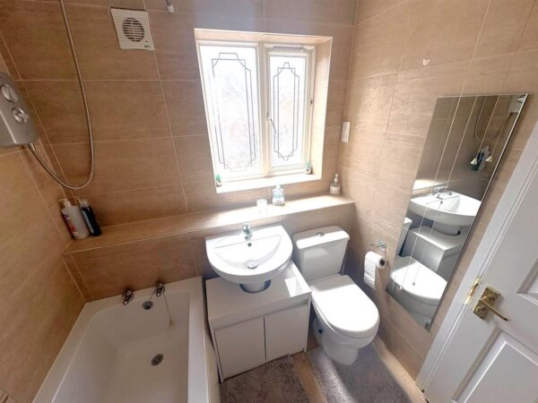 Sherwood Close, Corby