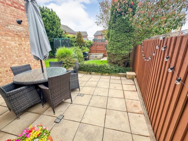 Applegarth Close, Corby