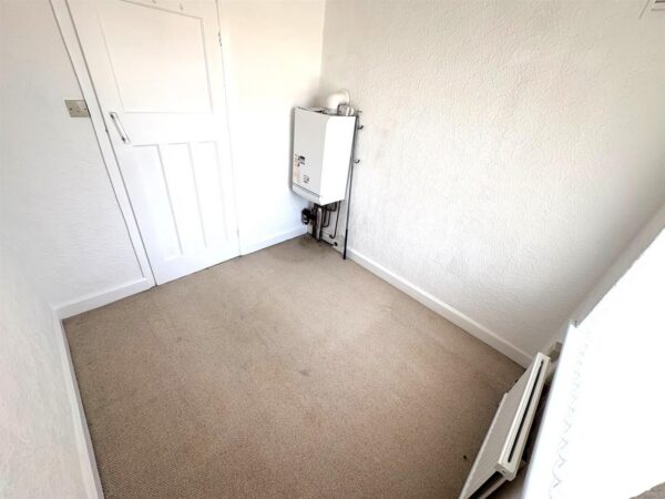 Woodlands Avenue, Corby