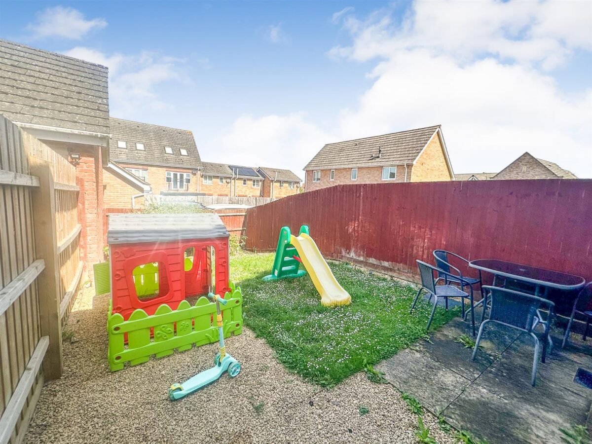 Rochester Road, Corby