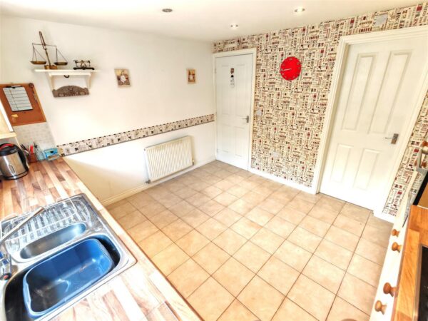Lark Close, Corby