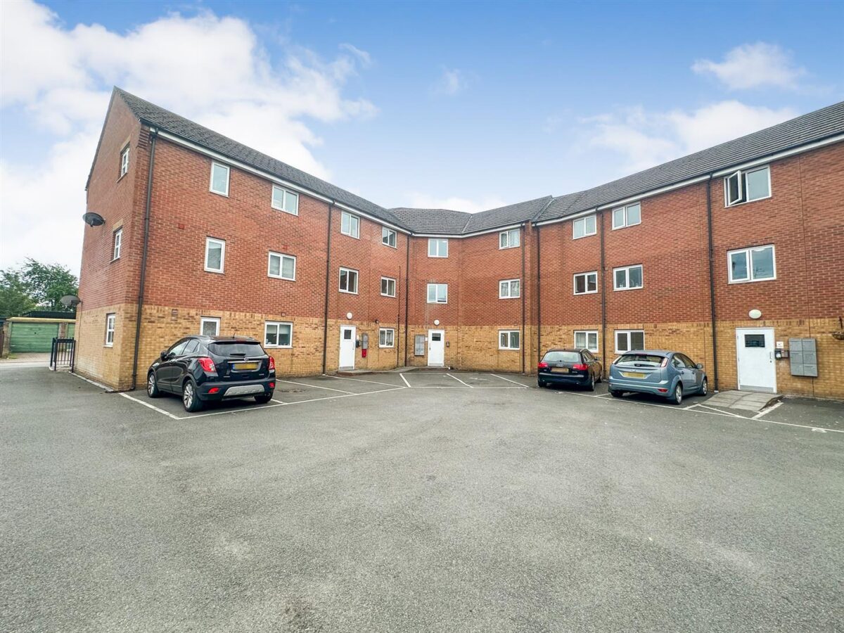 Exmouth Court, Corby