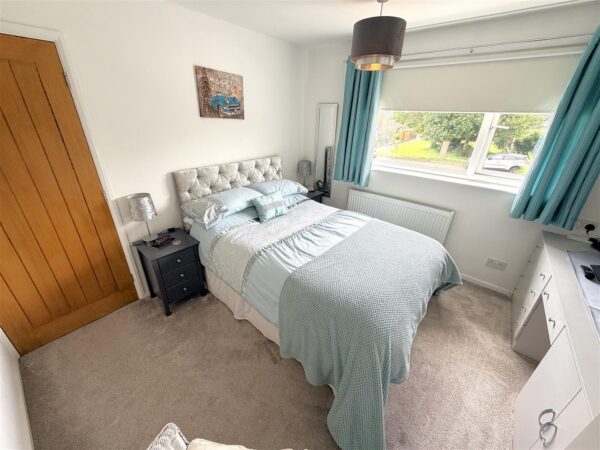 Tower Hill Road, Corby