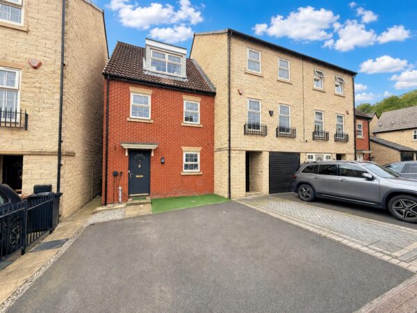 Diamond Drive, Corby, North Northamptonshire,