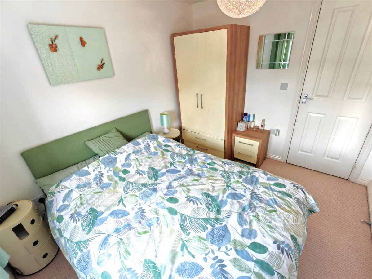 Lark Close, Corby