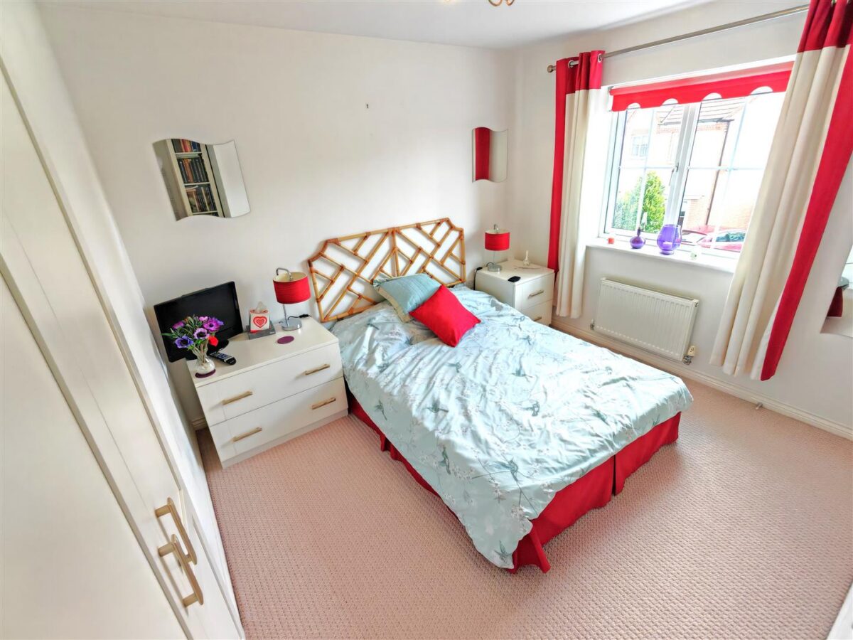 Lark Close, Corby