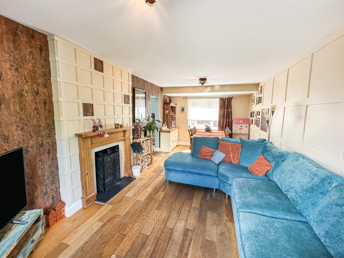 Upperfield Grove, Corby