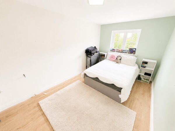Fontwell Crescent, Corby