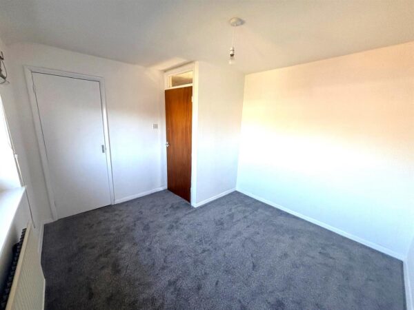 Warminster Close, Corby