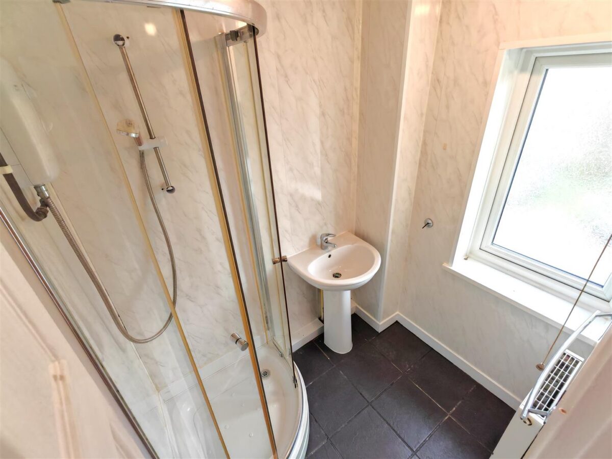 Landseer Court, Corby