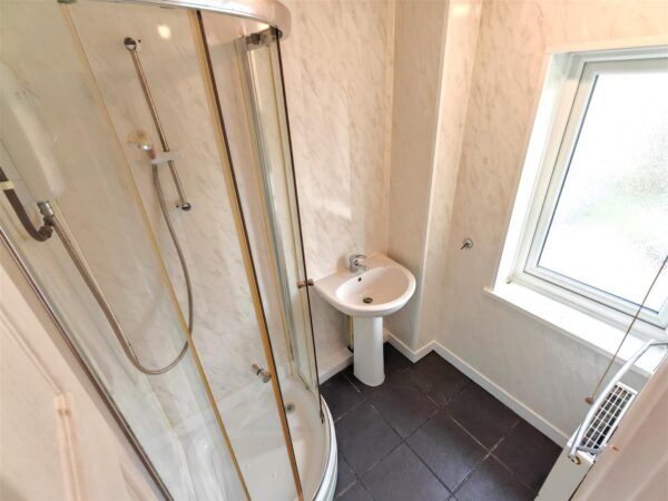 Landseer Court, Corby
