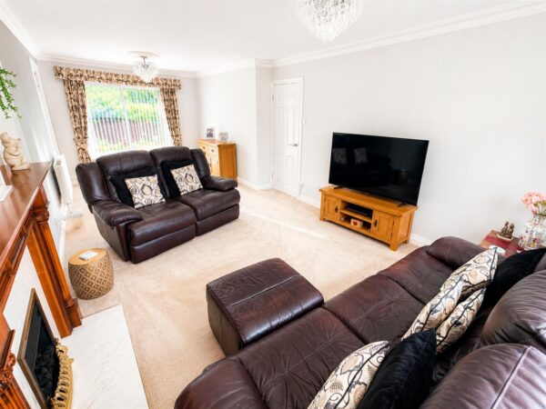 Honiton Gardens, Corby