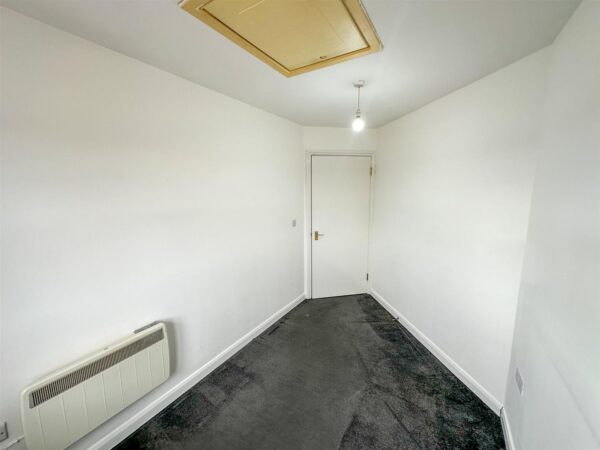 Exmouth Court, Corby