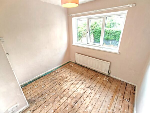 Landseer Court, Corby