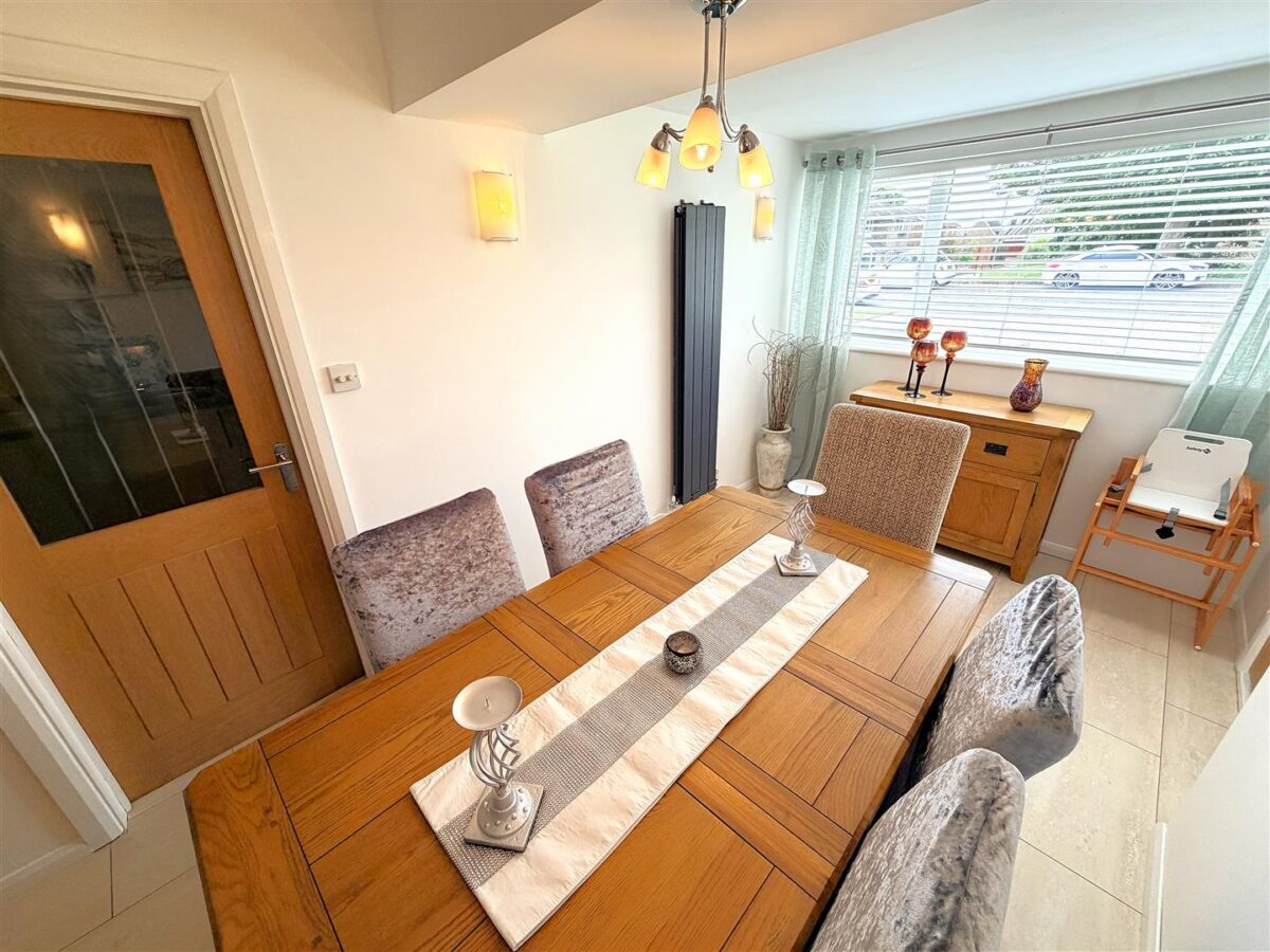 Tower Hill Road, Corby