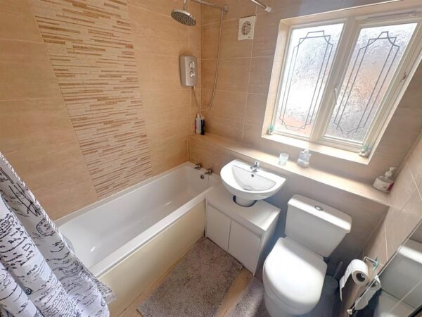 Sherwood Close, Corby
