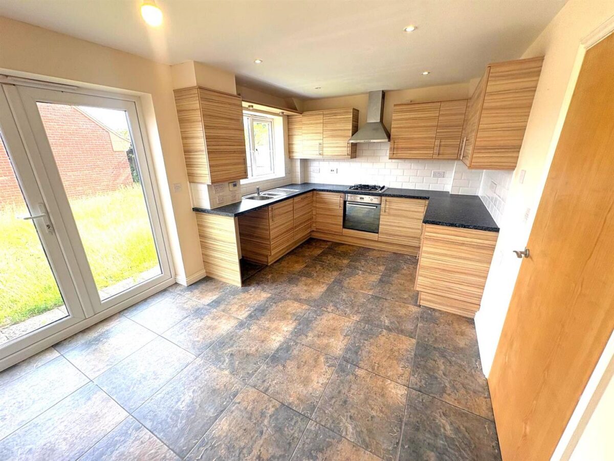 East Glebe Close, Corby