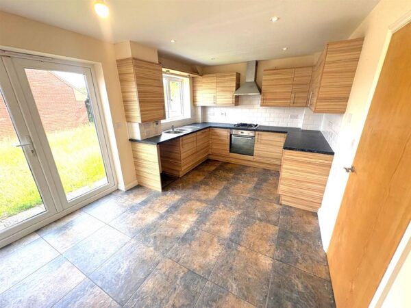 East Glebe Close, Corby