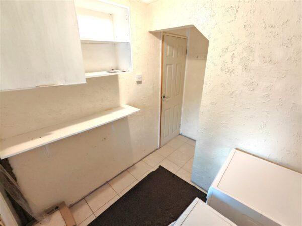 Landseer Court, Corby