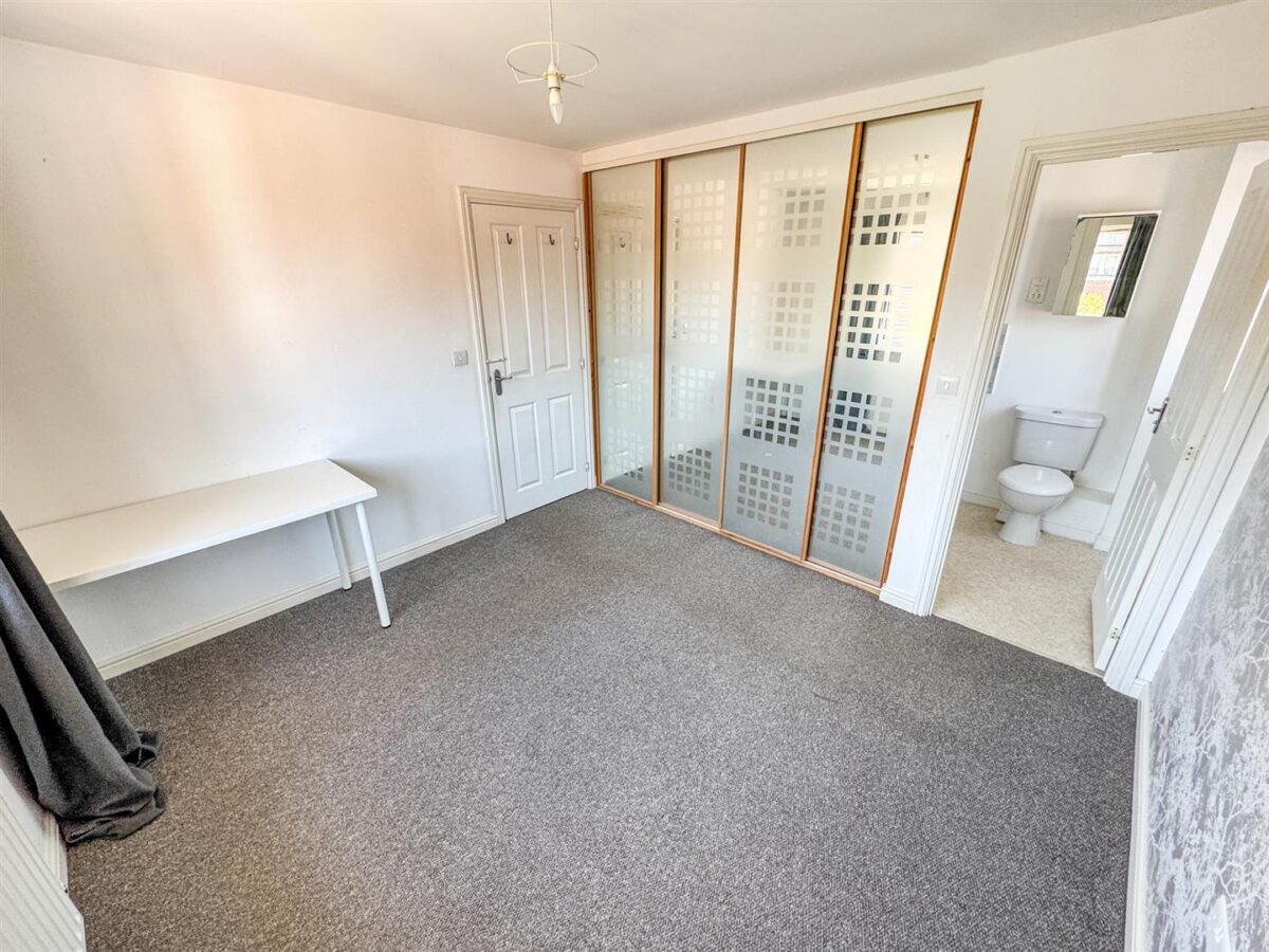 Wren Close, Corby
