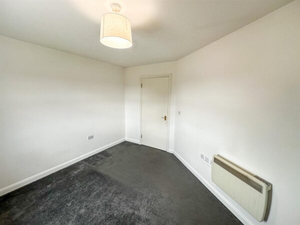 Exmouth Court, Corby