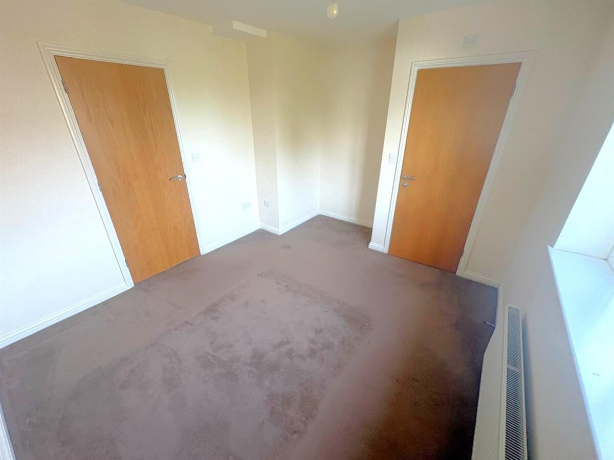 East Glebe Close, Corby