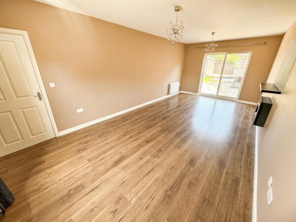 Wren Close, Corby