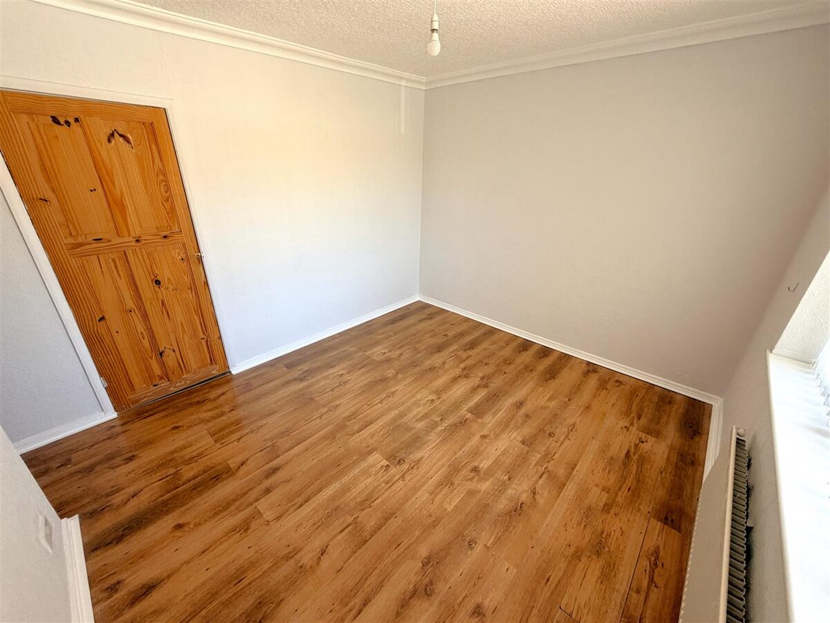 Chestnut Avenue, Corby
